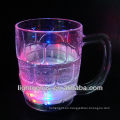 China Manufactuer 500ml LED resplandor iluminar vasos